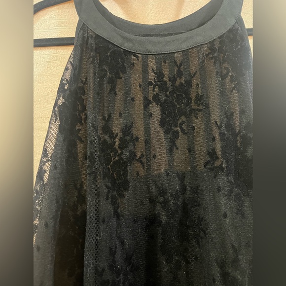 Worthington women plus size sleeveless top - Picture 2 of 7